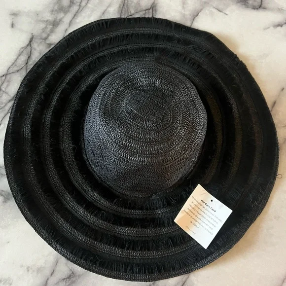 Stella & Dot Harbor Versatile Straw Sun Hat Fedora Beach Vacation OS Stella & Dot | Accessories | Stella And Dot Straw Beach Hat  main image 3